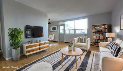 98 Holgate Street 401, Barrie, On L4n 2t9