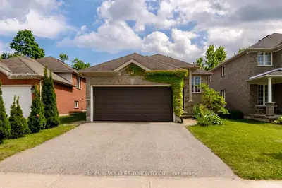 Duplex in Barrie