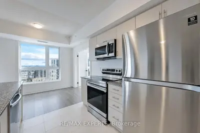 Condo Apartment in Barrie