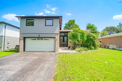 17 Clover Avenue, Barrie, On L4n 3m7
