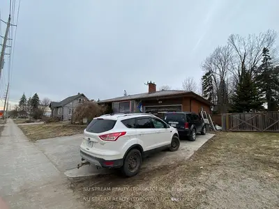 536 Big Bay Point Road, Barrie, On L4n 3z2