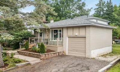 12 College Crescent, Barrie, On L4m 2w2