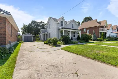 52 Parkside Drive E, Barrie, On L4n 1w9