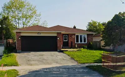 Duplex in Barrie
