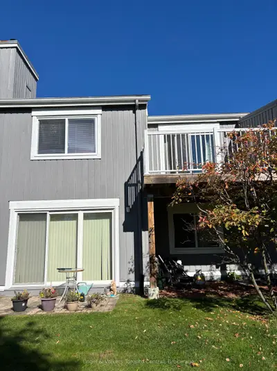 23 Dawson Drive 93, Collingwood, On L9y 5b4