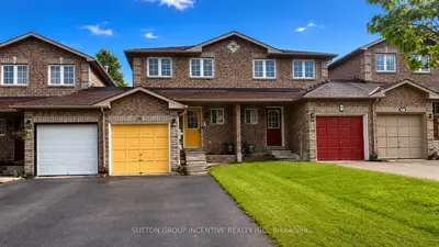 25 LIONS GATE Boulevard, Barrie, ON L4M 7E3