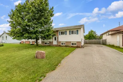 Detached in Orillia