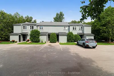 127 Fairway Crescent 28, Collingwood, On L9y 5b4