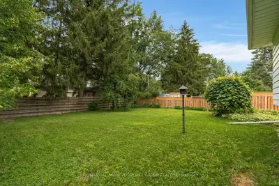 208 Garson Street, Barrie, On L4n 3y7