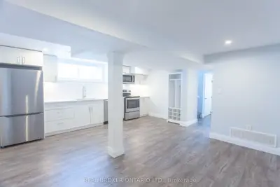 Detached in Orillia