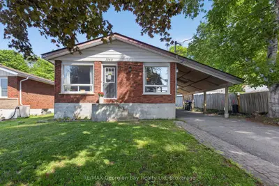 1060 Harbourview Drive, Midland, On L4r 5j4