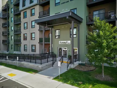 5 Chef Lane 512, Barrie, On L9j 0j8