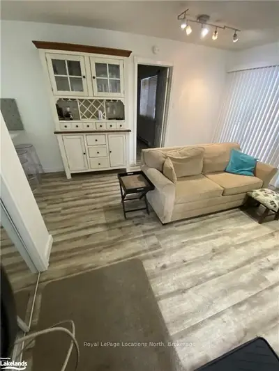 15 Dawson Drive 12, Collingwood, On L9y 5b4