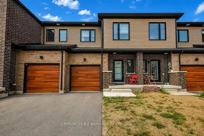 35 Pumpkin Corner Crescent, Barrie, On L9j 0t5