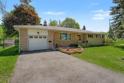 Detached in Barrie
