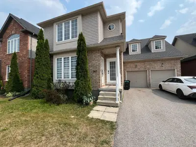 Duplex in Barrie