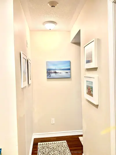 2 Cove Court 301, Collingwood, On L9y 0y6