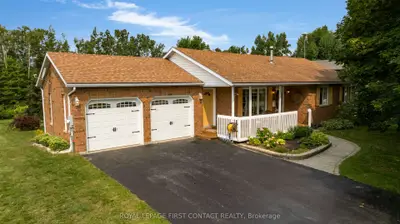 Detached in Oro-Medonte