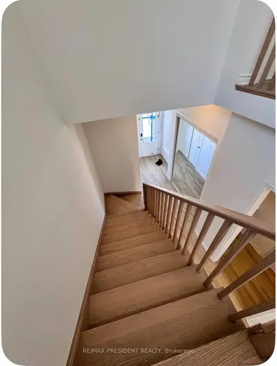 57 Lower Street, Barrie, On L9j 1b3
