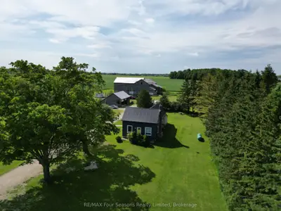 5803 26 Highway, Clearview, On L0m 1s0