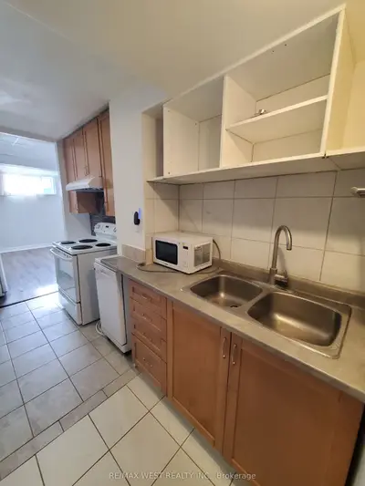 369 Georgian Drive 3, Barrie, On L4m 7a2