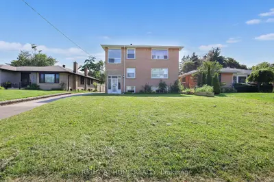 137 Vancouver Street, Barrie, On L4m 4m5