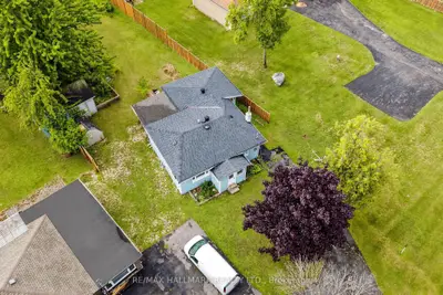 9775 Beachwood Road, Collingwood, On L9y 3z1