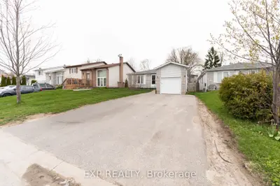 6 Hickling Trail, Barrie, On L4m 5v7