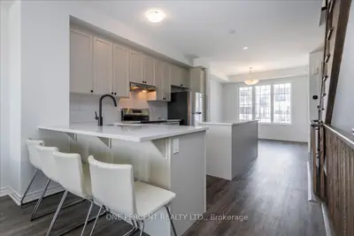 16 Pearen Lane, Barrie, On L9j 0z7