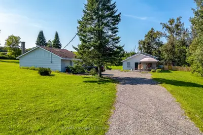 1046 Henry Street, Tay, On L0l 1p0