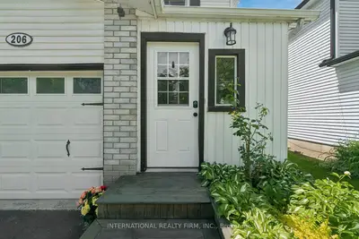 206 Hickling Trail, Barrie, On L4m 5w4