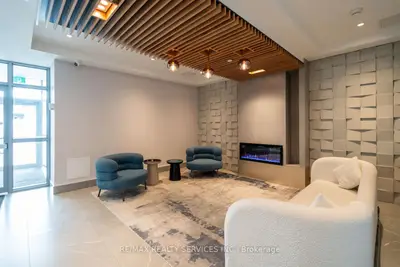 56 Lakeside Terrace 108, Barrie, On L4m 7b9
