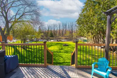Detached in Orillia