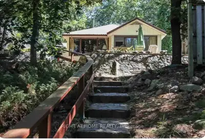 27 BALMORAL Avenue, Tiny, ON L0L 1P0
