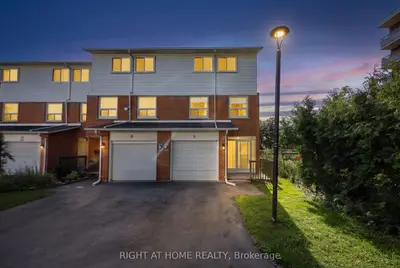 237 Steel Street 9, Barrie, On L4m 2h1
