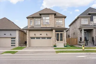 41 Mabern Street, Barrie, On L9j 0j1