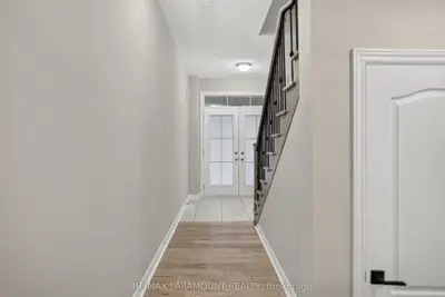 61 Tracey Lane, Collingwood, On L9y 3v2
