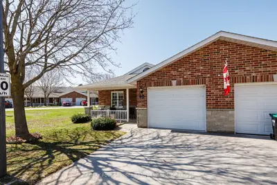 275 Huron Street 49, Clearview, On L0m 1s0