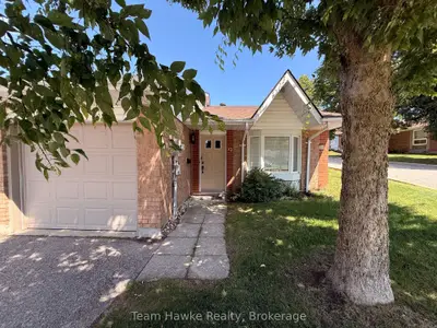 696 King Street 72, Midland, On L4r 5b7