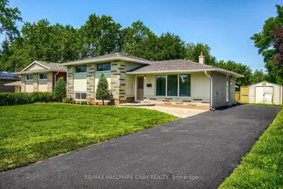 152 Rose Street Main, Barrie, On L4m 2t7