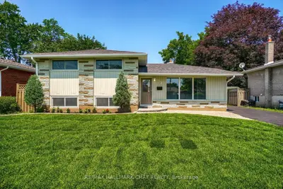 152 Rose Street Main, Barrie, On L4m 2t7