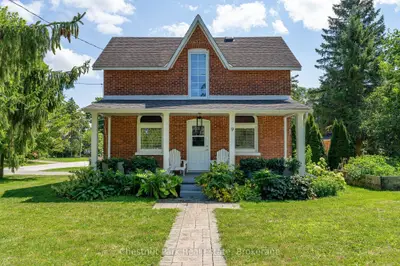9 Wellington Street E, Clearview, On L0m 1g0