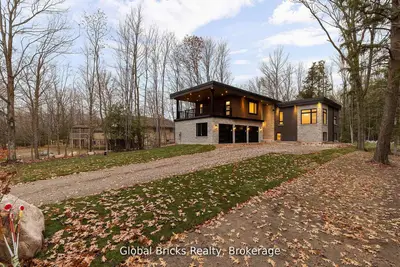 17 Staglir Drive, Tiny, On L9m 0h2
