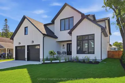 222 Oak Street, Collingwood, On L9y 2y1