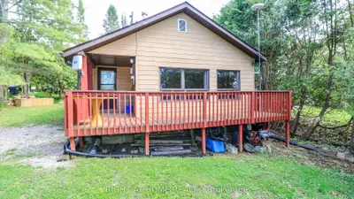 300 ALBIN Road, Tay, ON L0K 2C0