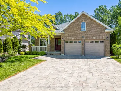 19 Kells Crescent, Collingwood, On L9y 0a8