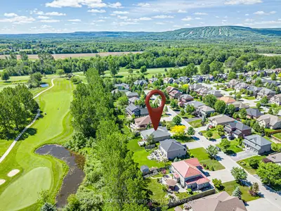19 Kells Crescent, Collingwood, On L9y 0a8