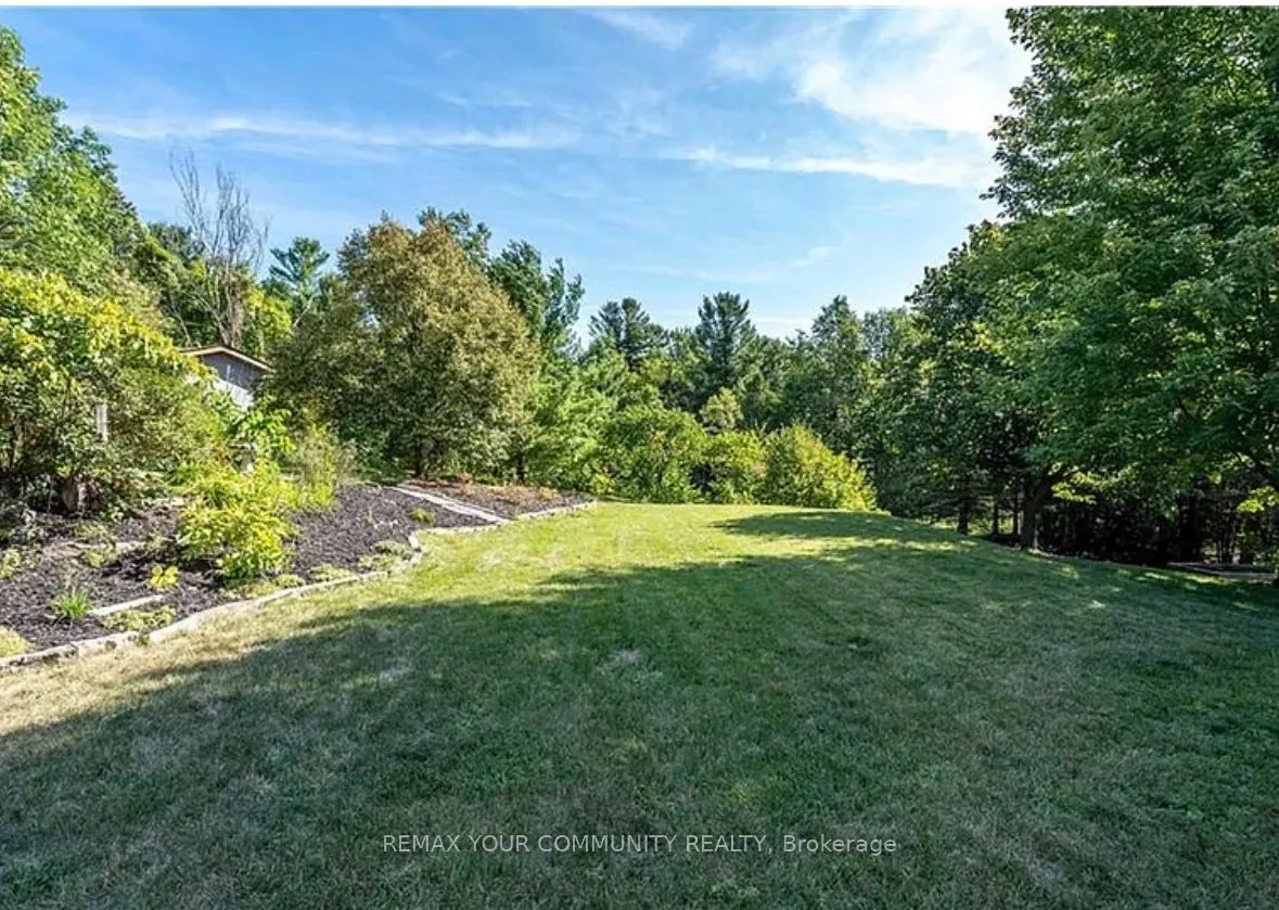 12 Cairns Boulevard, Springwater, On L0l 1x0