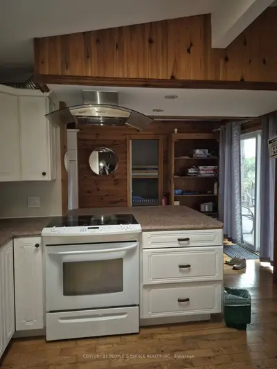 7696 South River Road, Ramara, On L0k 2b0
