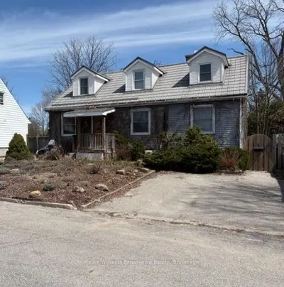 65 Drury Lane, Barrie, On L4m 3c9